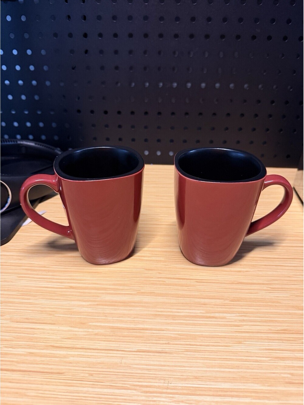Corelle Hearthstone Stoneware Chili Red Coffee Cups Mugs Square Black Set of 2
